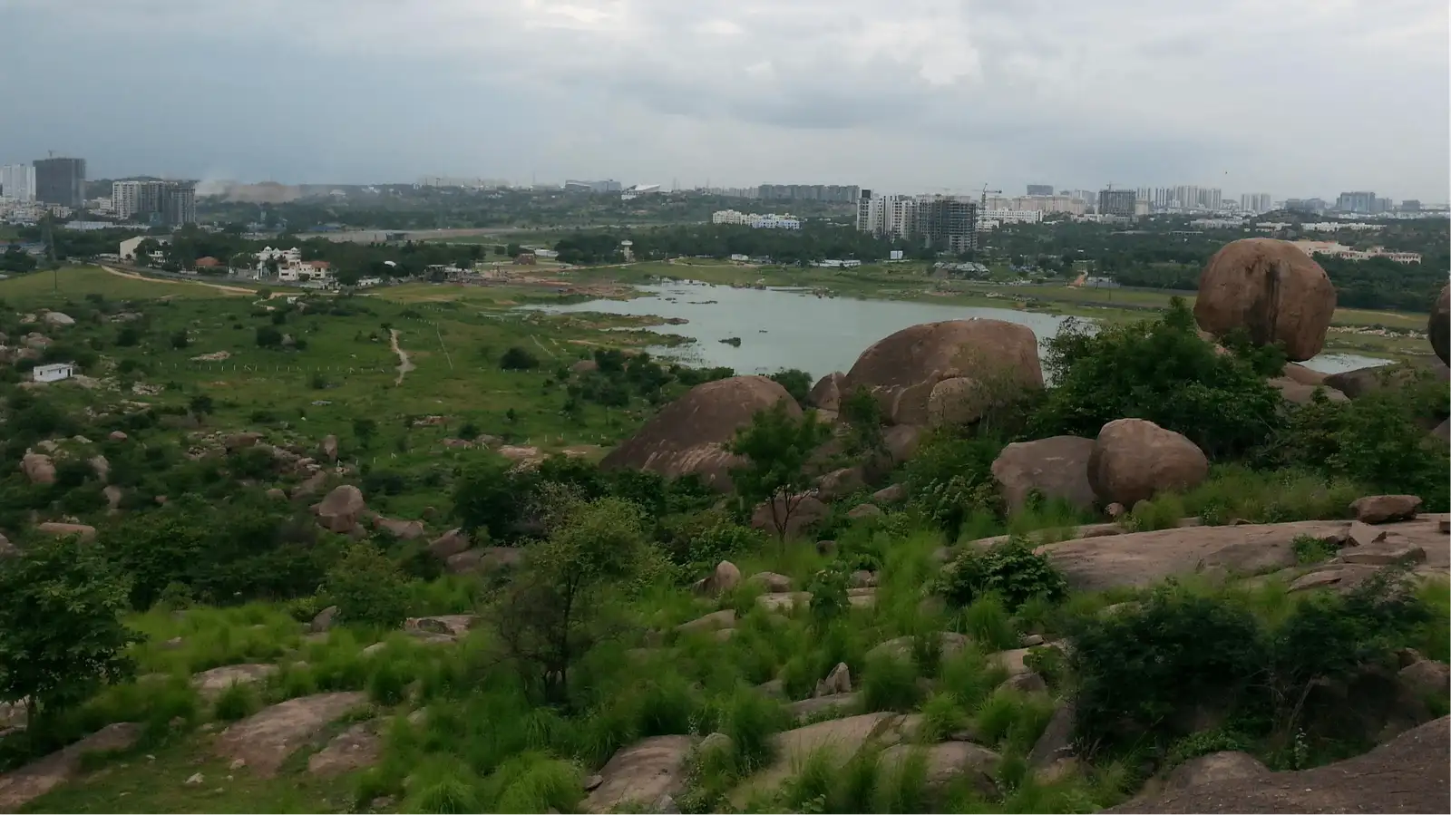 Khajaguda Lake Point